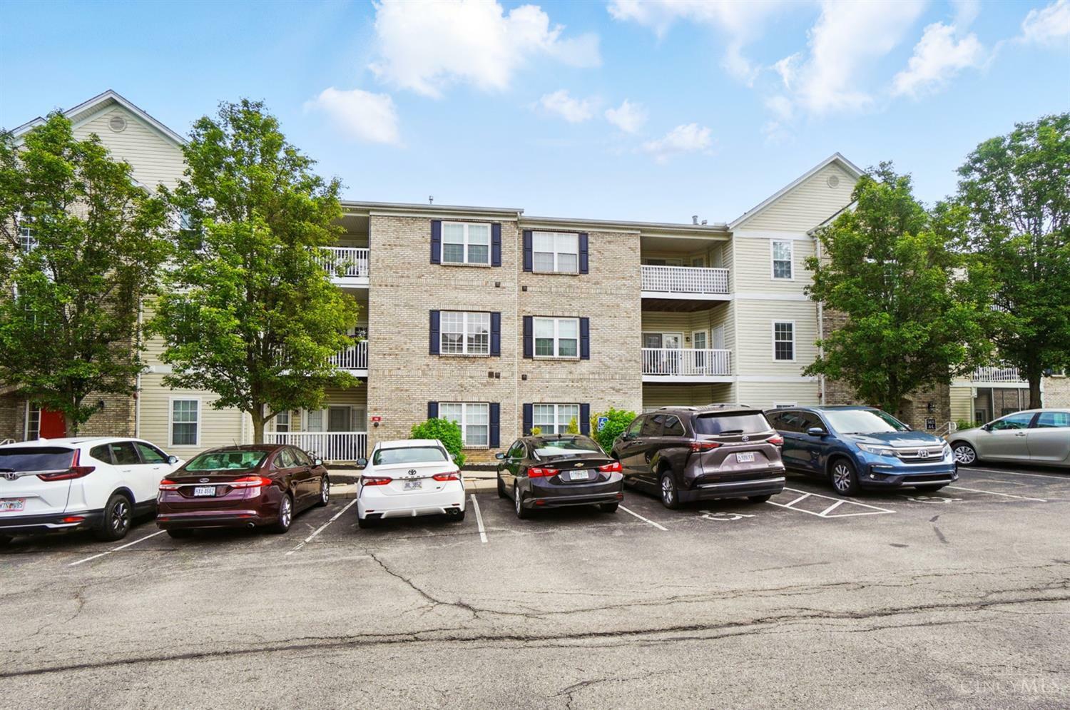 Property Photo:  5425 Michelles Oak Court  OH 45248 
