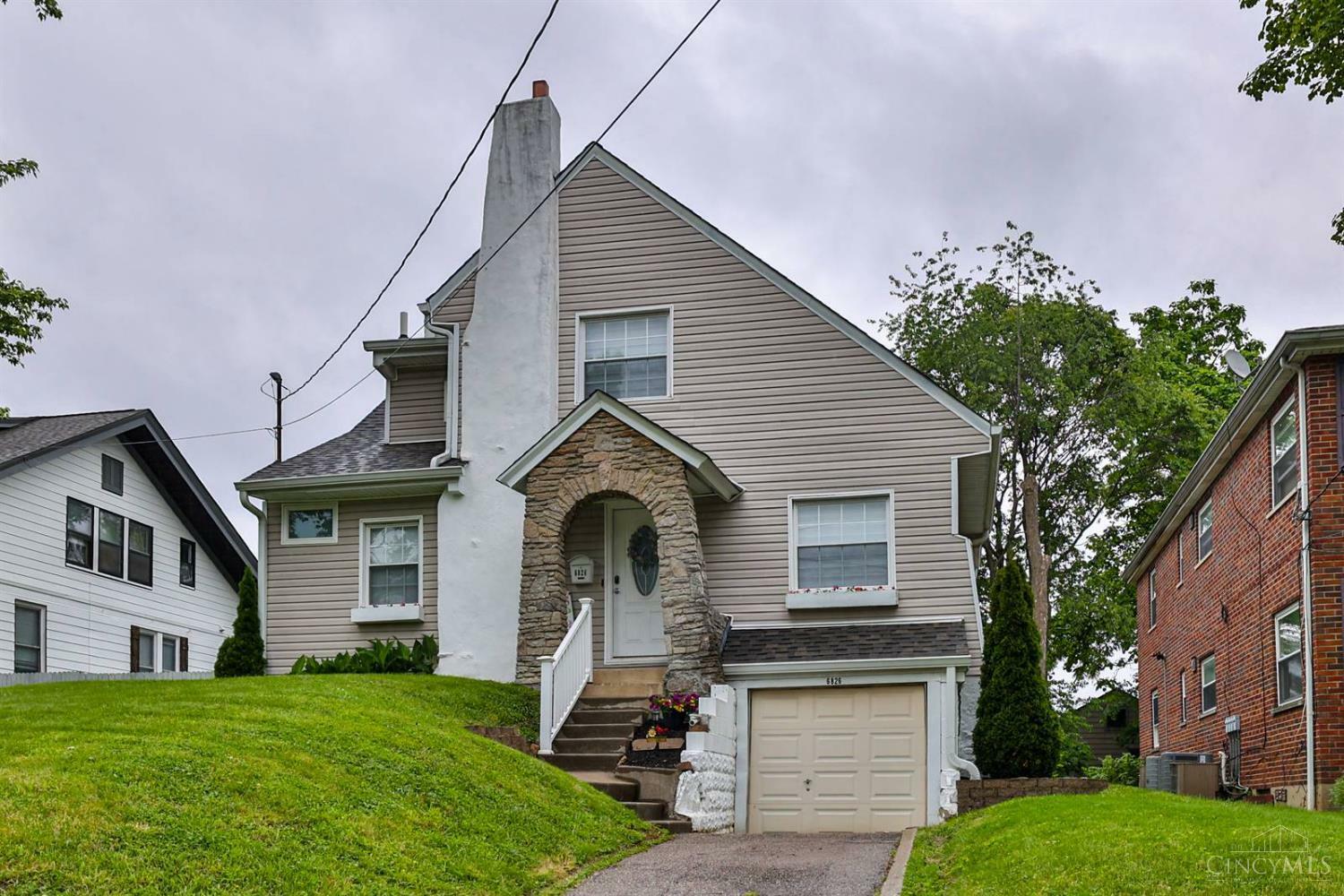 Property Photo:  6826 Ohio Avenue  OH 45236 