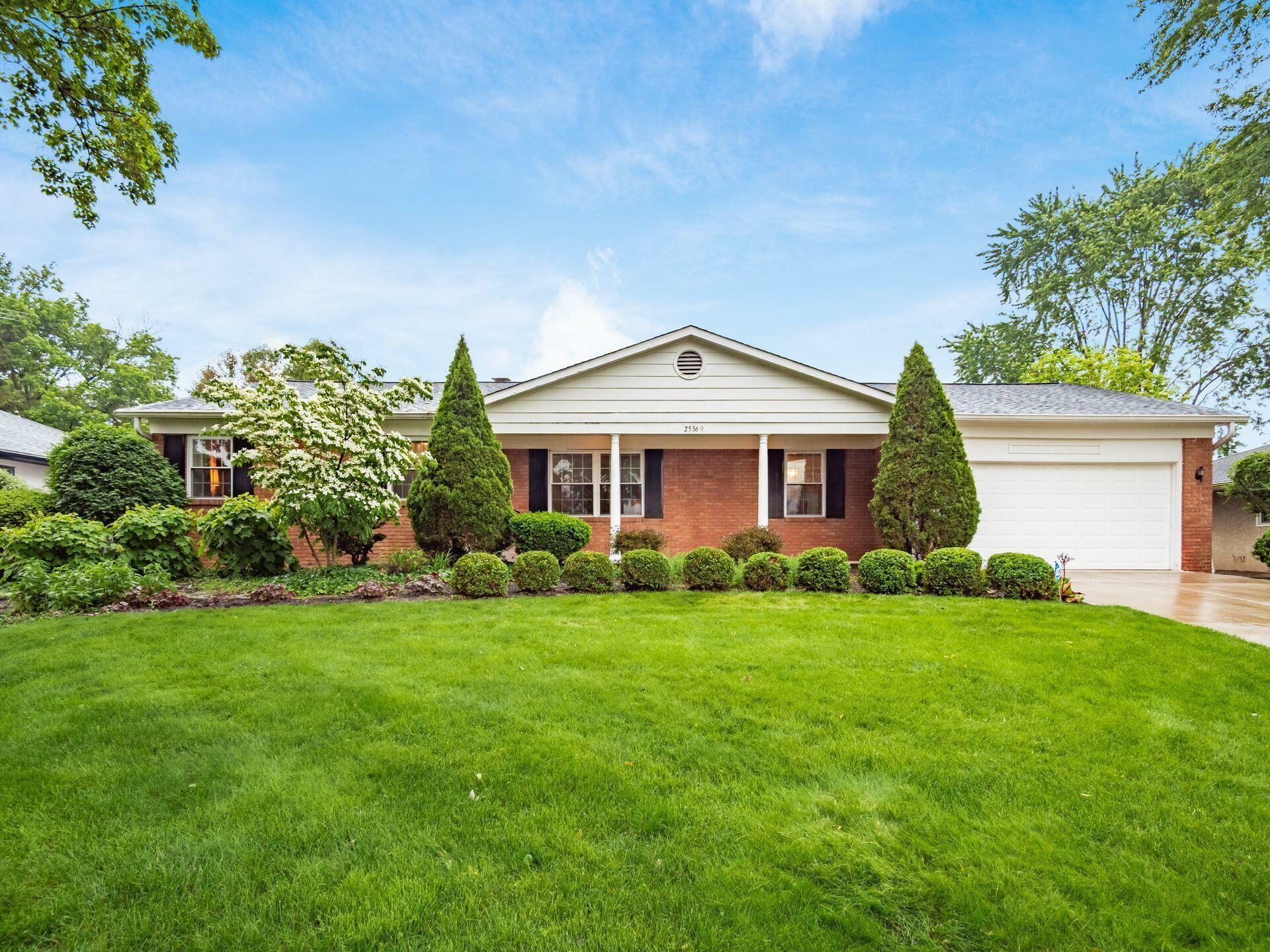 Property Photo: 2536 Stafford Place OH 43209