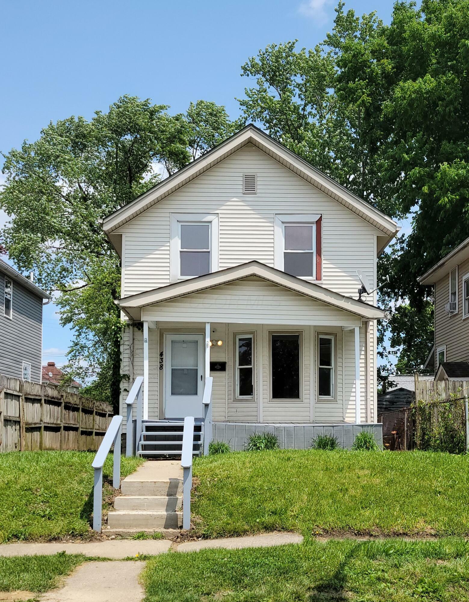 Property Photo: 438 S Powell Avenue OH 43204