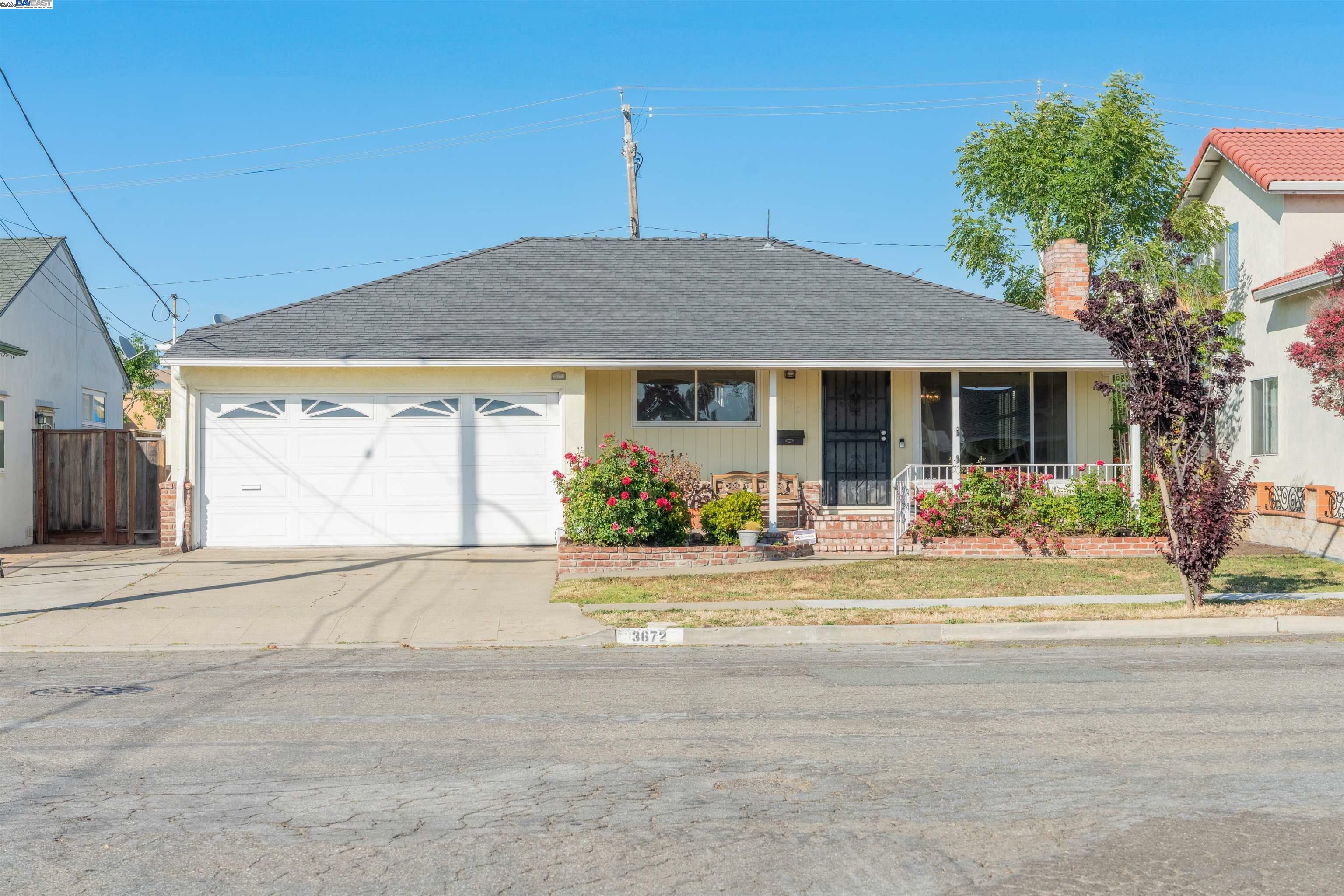 Property Photo: 3672 Del Monte Way CA 94578