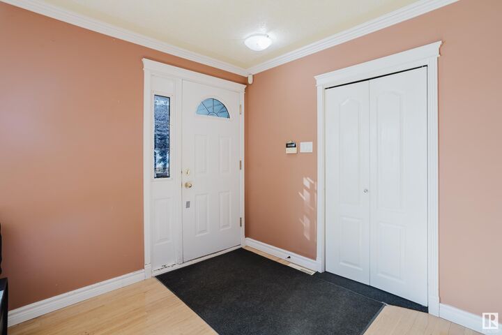 Property Photo:  11423 127 Street NW  AB T5M 0V2 