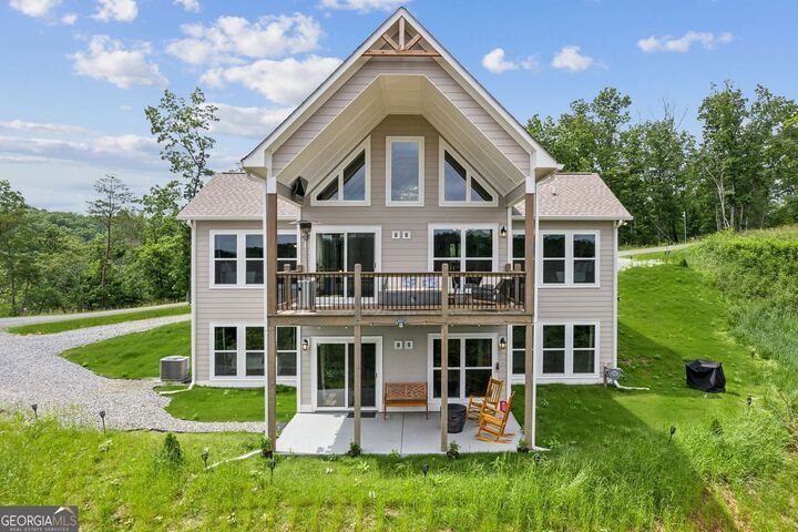 Property Photo:  497 S Jake'S Landing Way S  GA 30540 