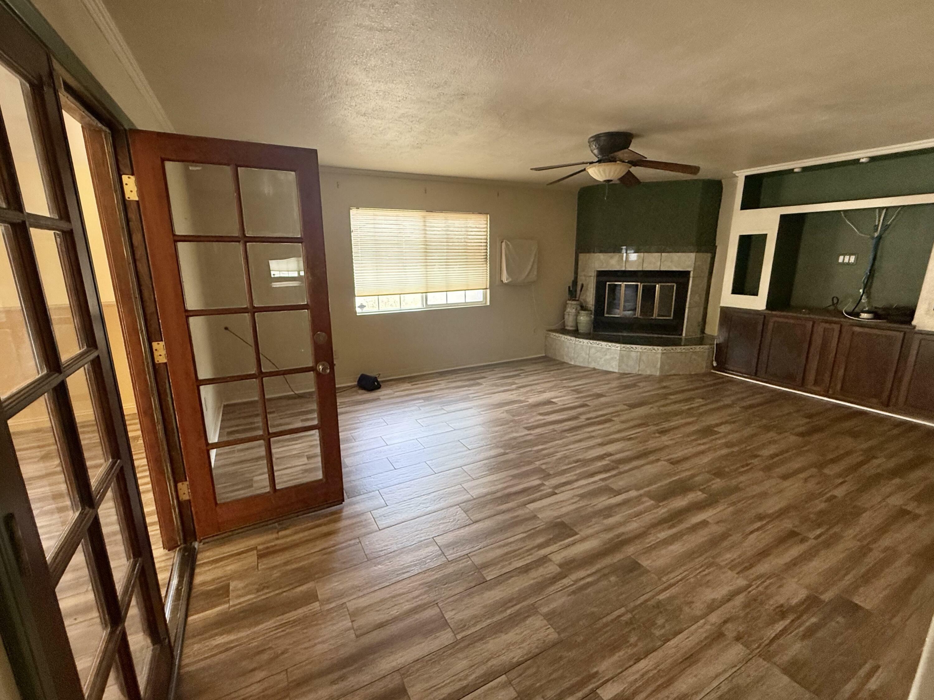 Property Photo: 43834 Gadsden Avenue CA 93534