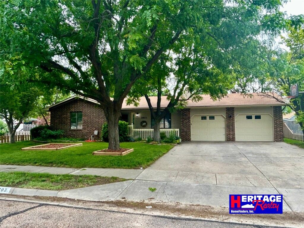 Property Photo: 2803 N Belmont Place KS 67846