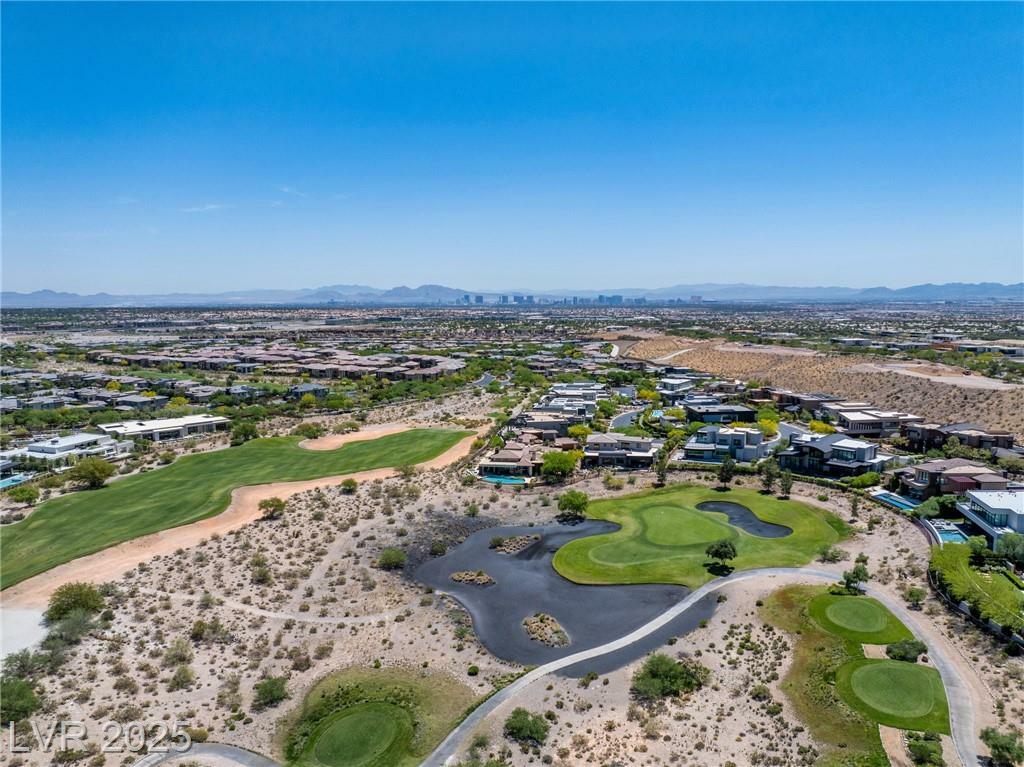 Property Photo: 18 Sun Glow Lane NV 89135