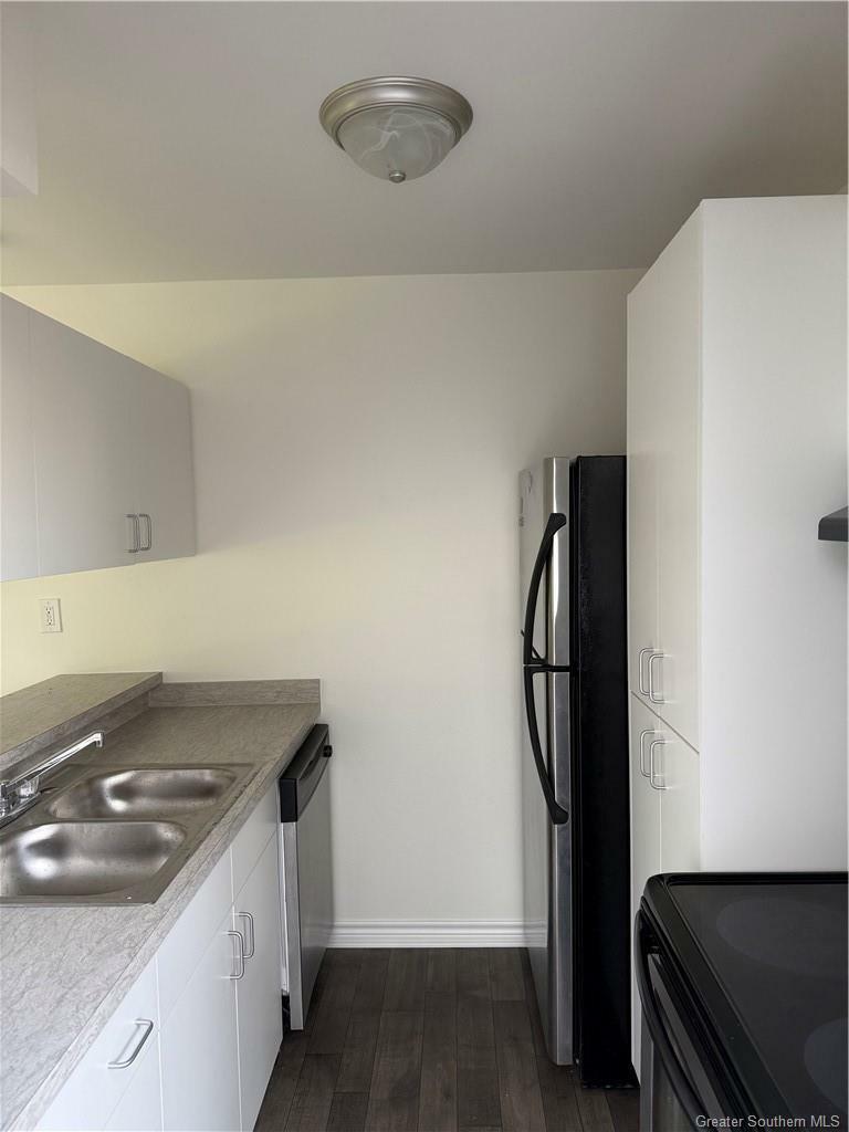 Property Photo:  1020 W McNeese Street 7I  LA 70605 