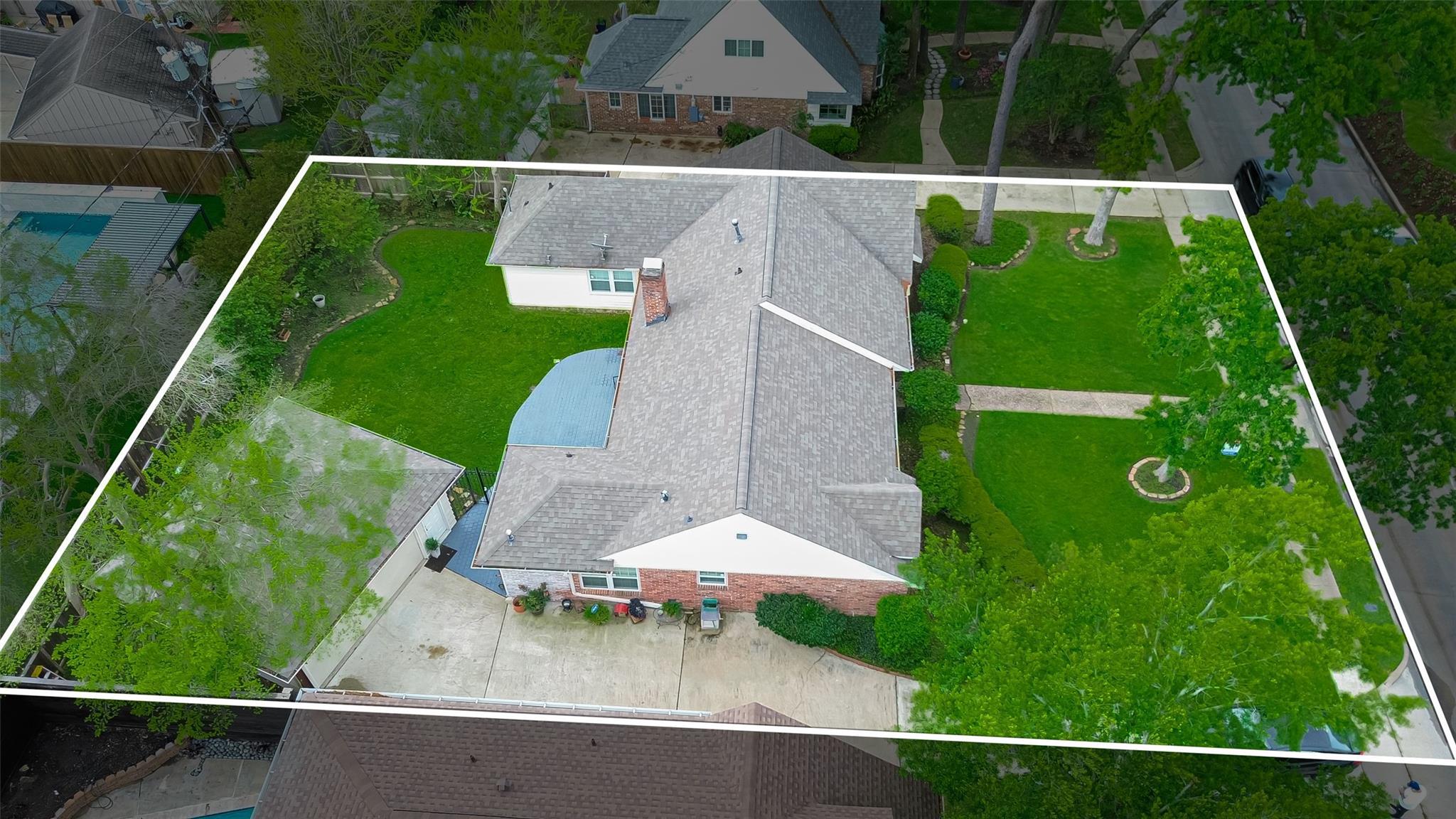 Property Photo: 330 N Wilcrest Drive TX 77079