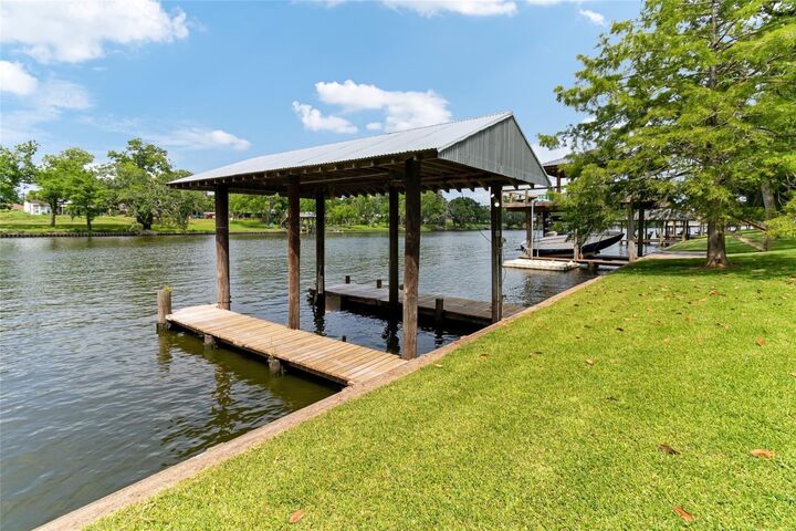 Property Photo:  287 County Road 416  TX 77422 