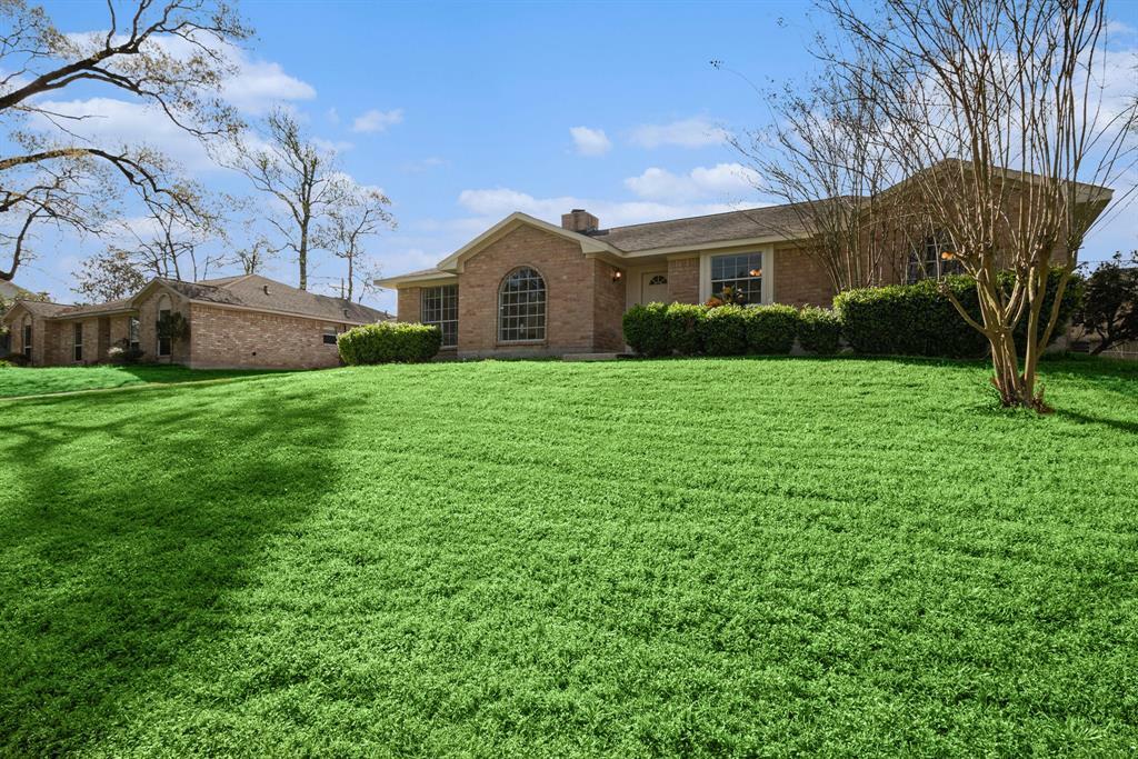 Property Photo: 10056 Woodhollow Drive TX 77385