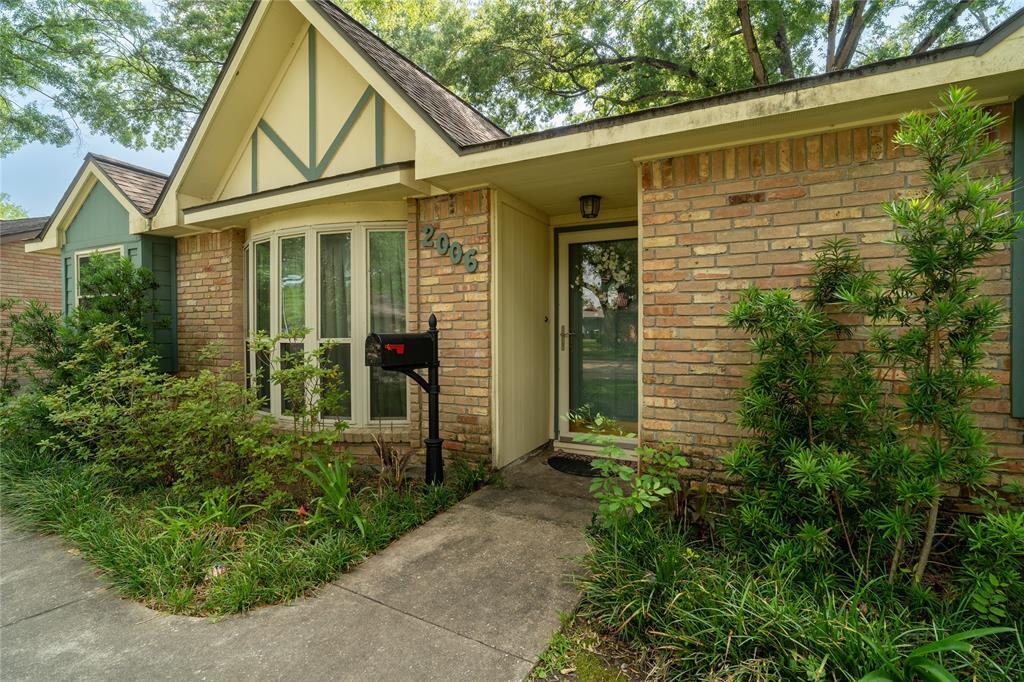 Property Photo: 2006 Ramada Drive TX 77062