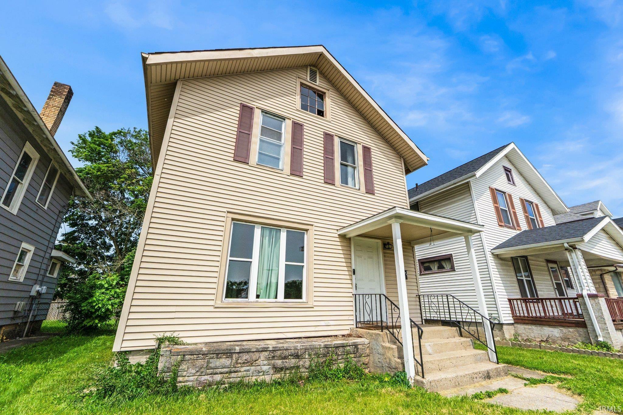 Property Photo: 3422 S Calhoun Street IN 46807