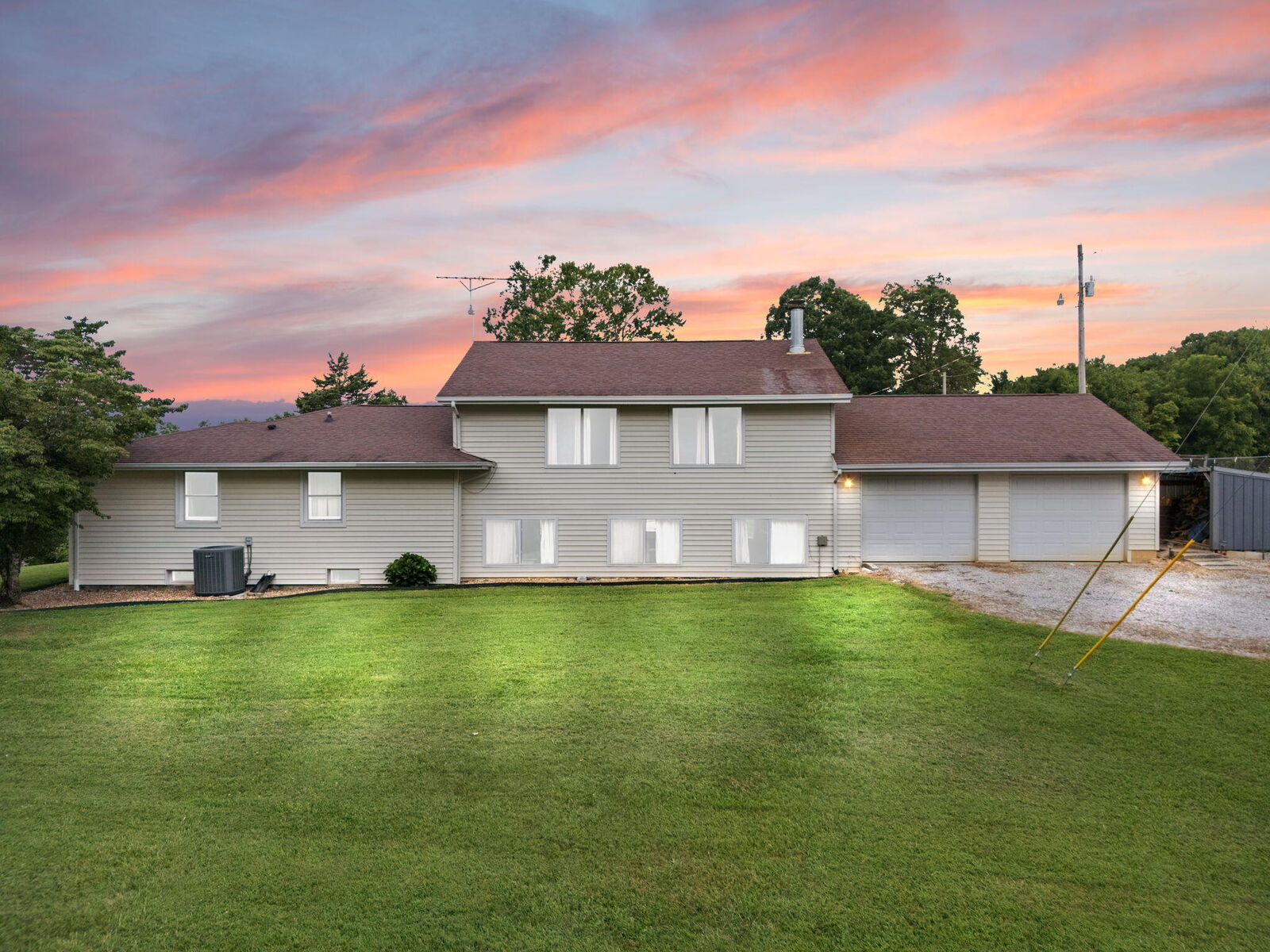 Property Photo:  283 Walter McDaniel Rd Road  KY 40729 