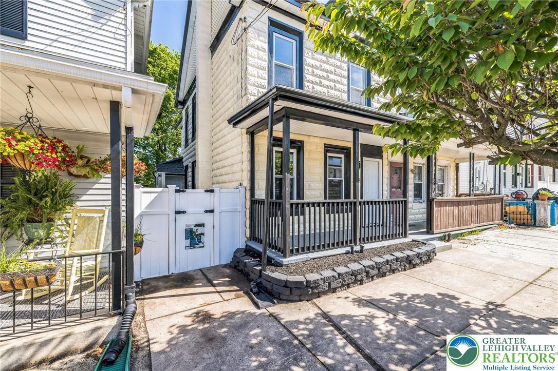 Property Photo: 242 E Hazard Street PA 18250