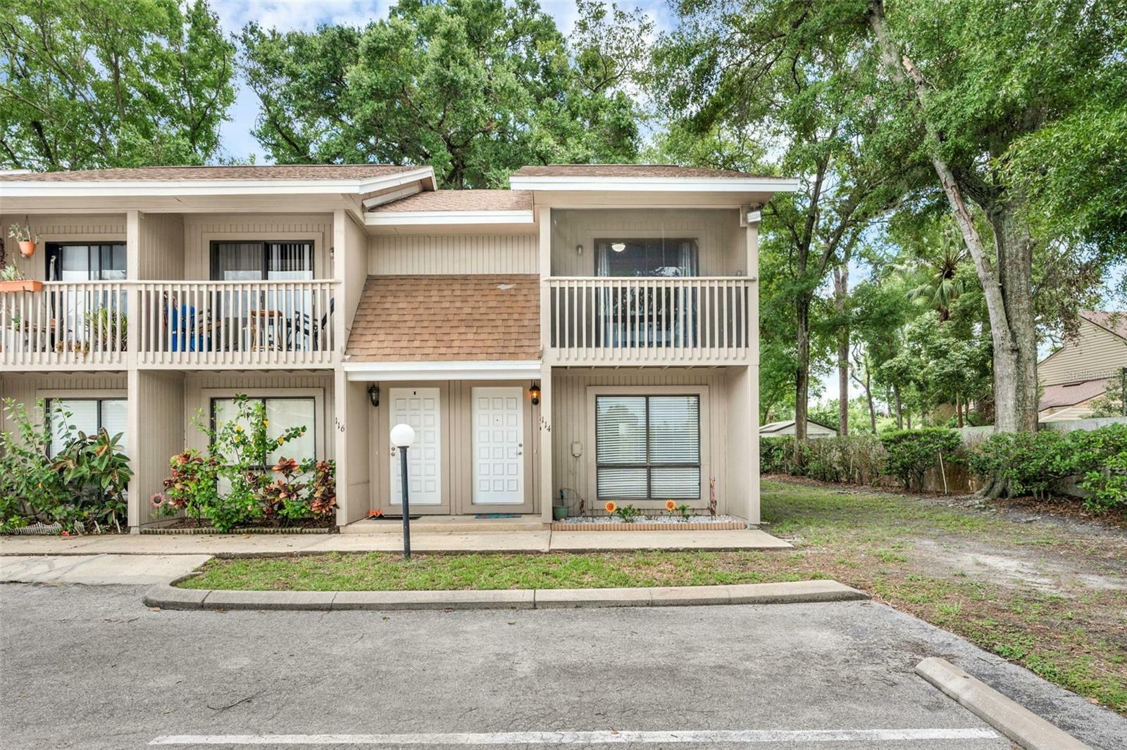 Property Photo: 752 Howland Lane 114 FL 32701