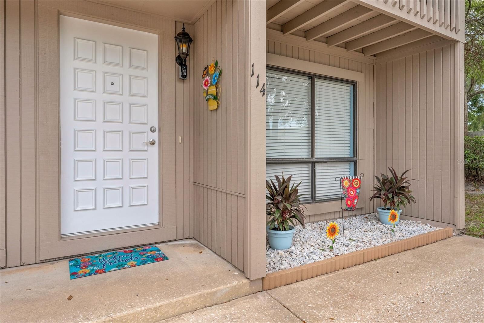 Property Photo:  752 Howland Lane 114  FL 32701 