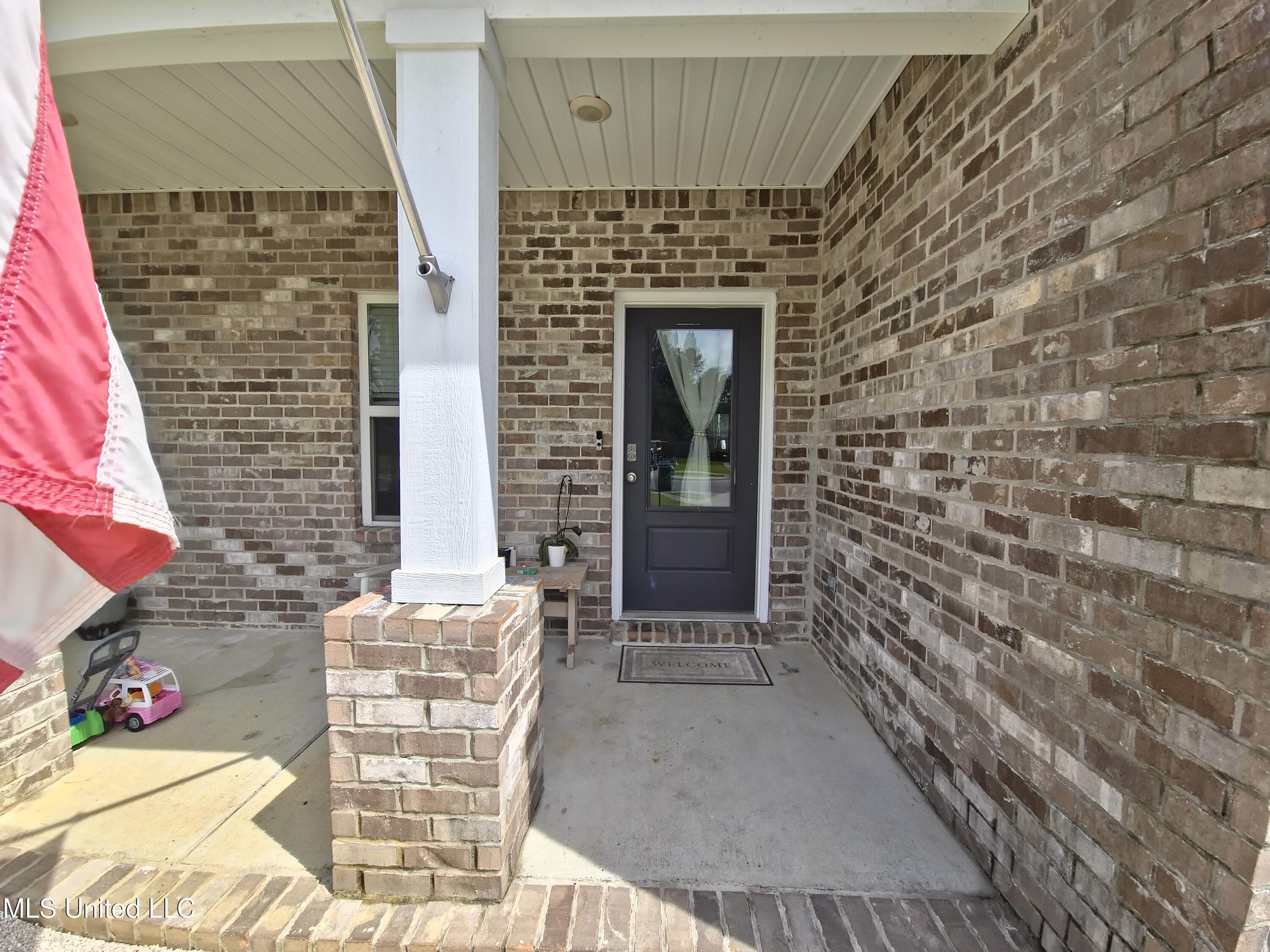 Property Photo: 5065 Fairbury Way MS 39540