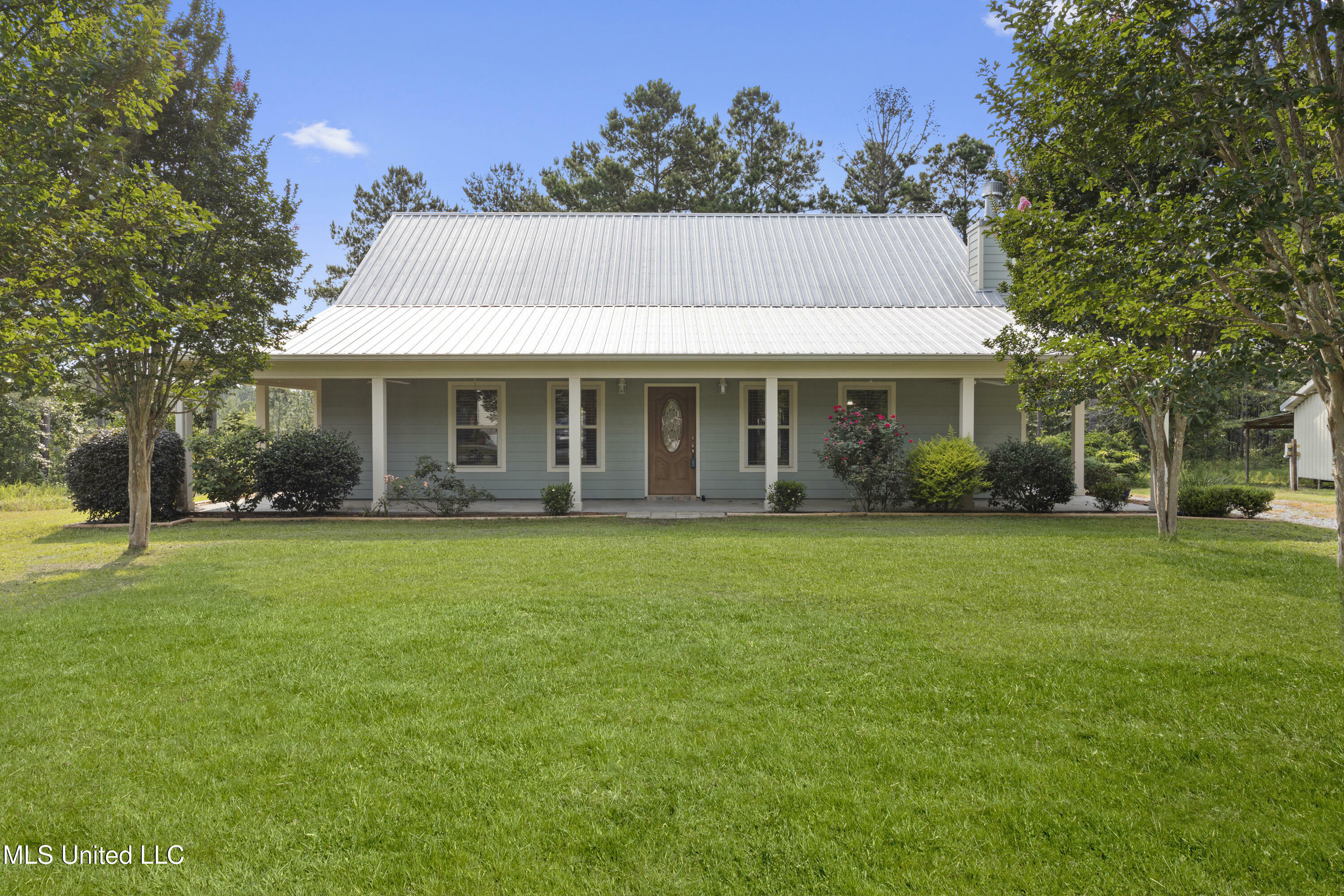 Property Photo: 24031 Old River Road MS 39565