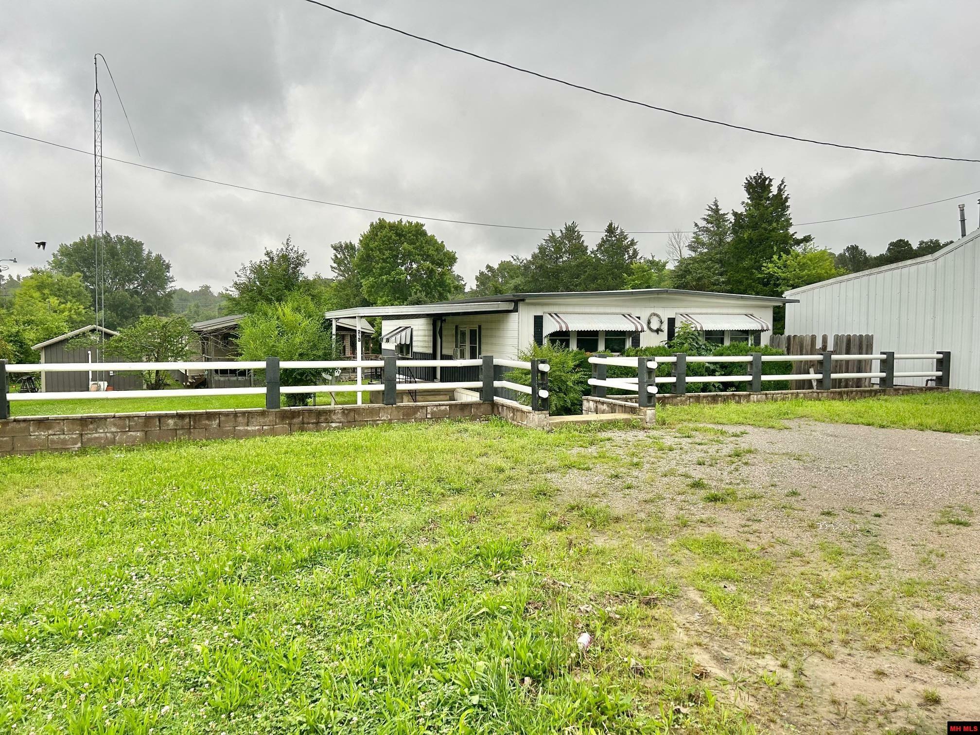 Property Photo: 253 Cr 27 AR 72653