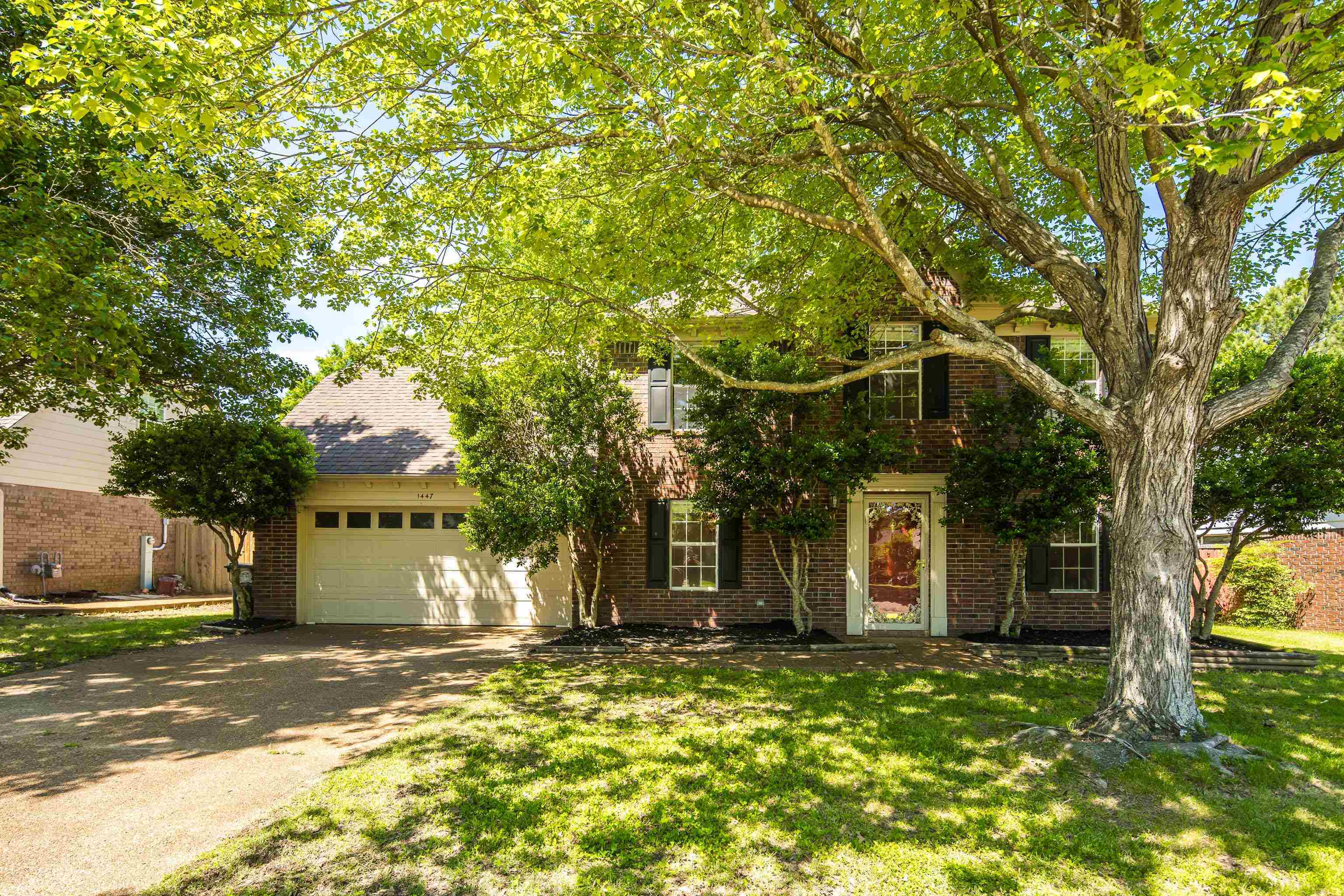 Property Photo: 1447 Howling Dr TN 38017
