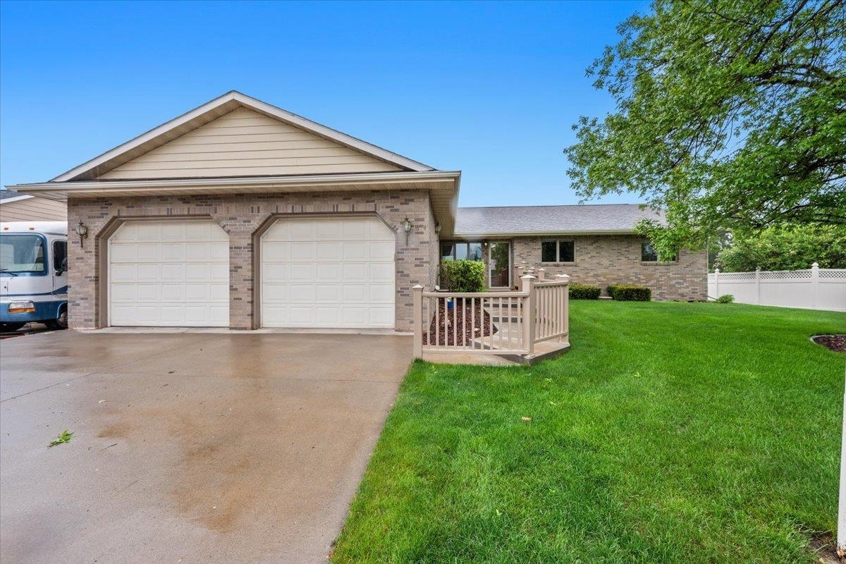 614 Englewood Court  Spearfish SD 57783 photo