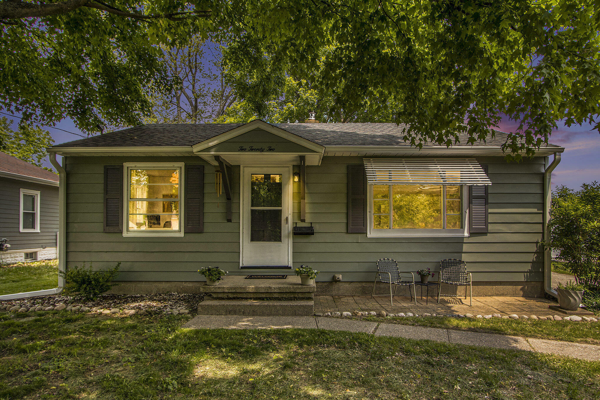 Property Photo: 222 Oakhurst Avenue MI 49001