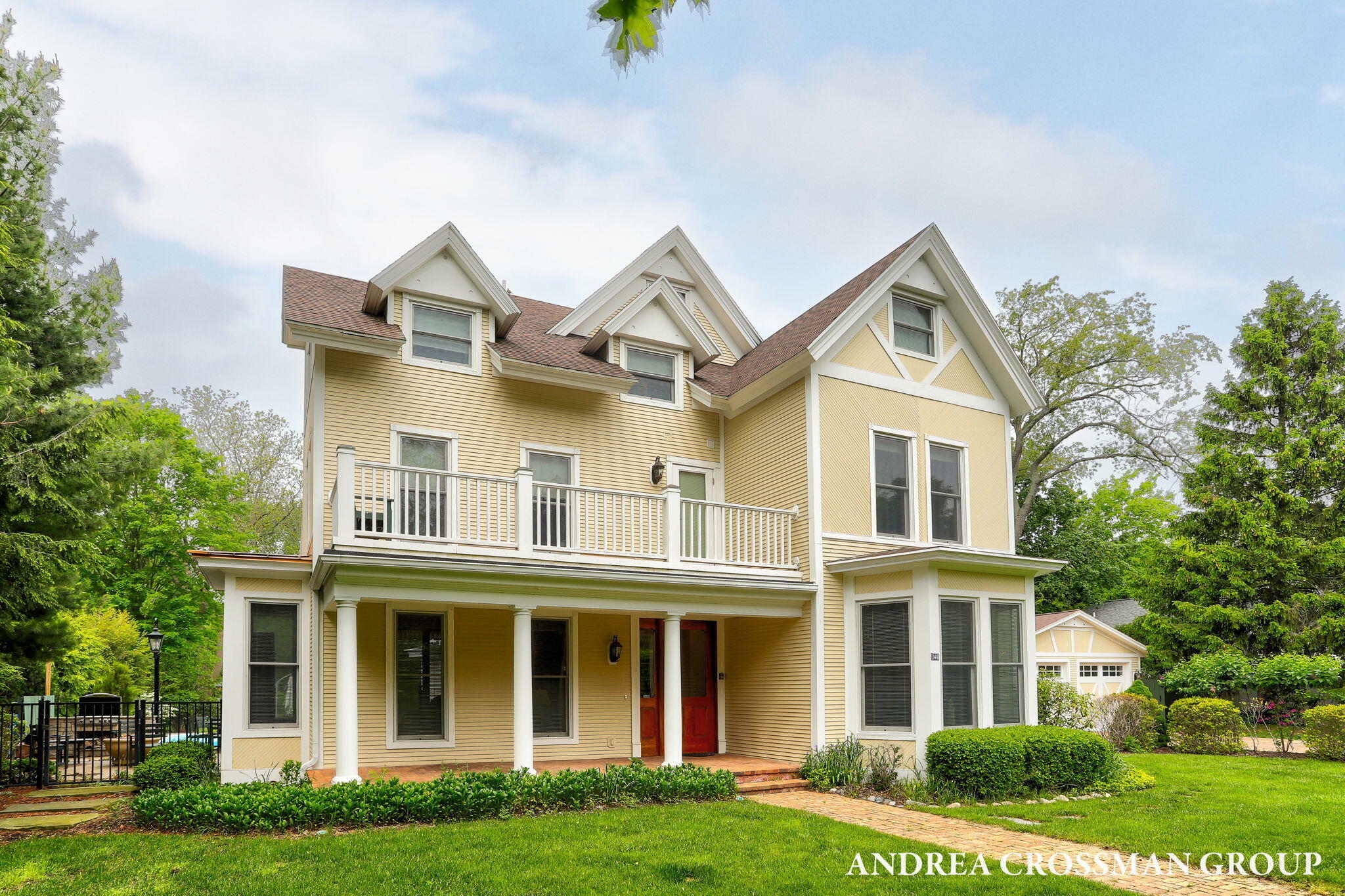 148 S Union Street  Douglas MI 49406 photo