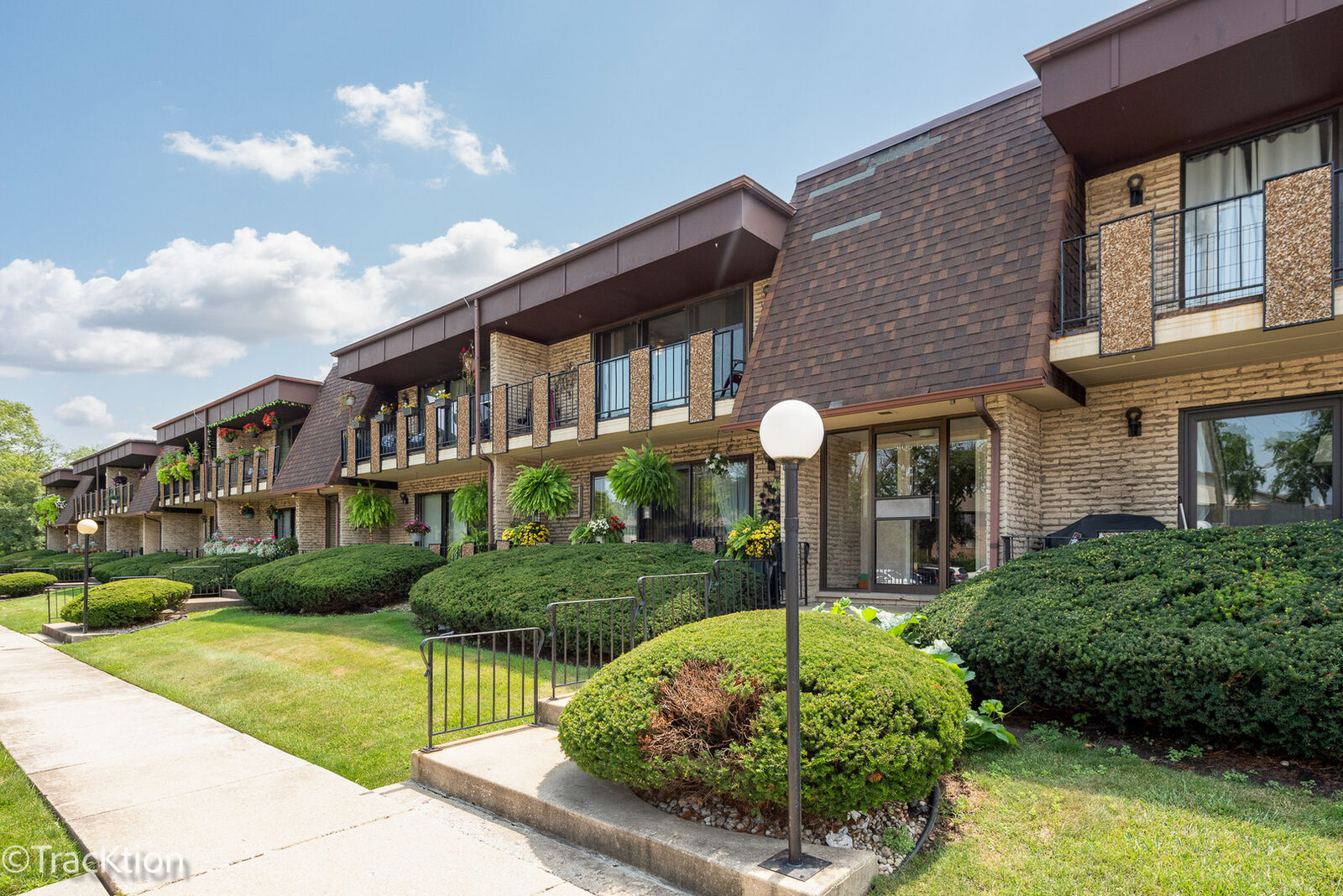 Property Photo:  9105 S Roberts Road 1A  IL 60457 