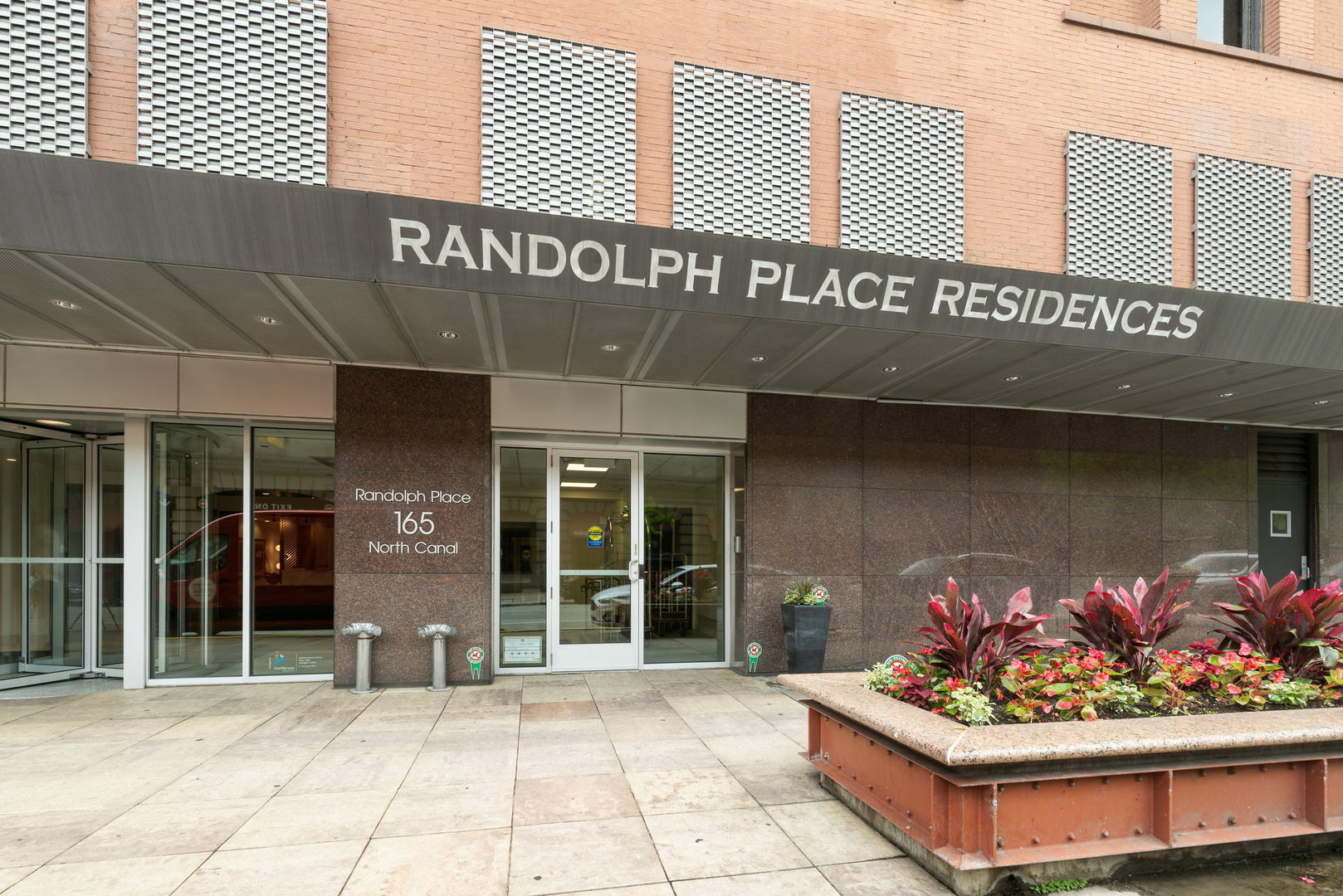 Property Photo: 165 N Canal Street 1219 IL 60606