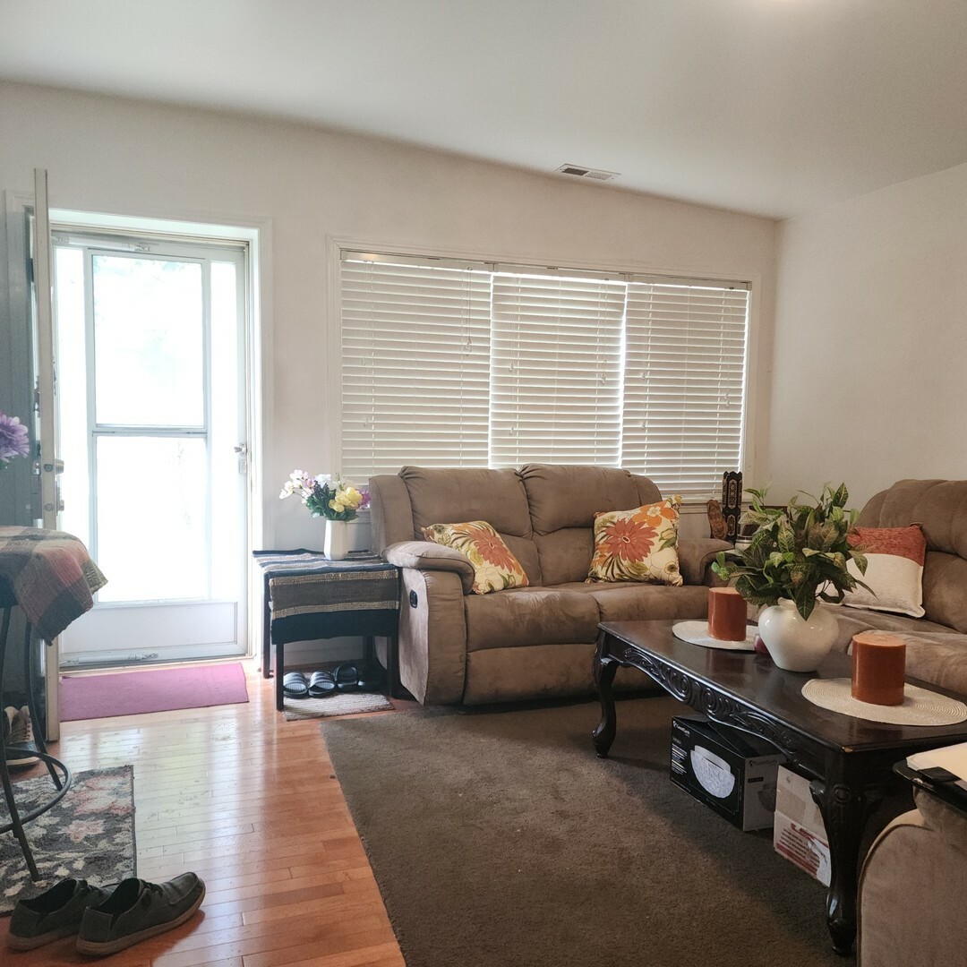 Property Photo: 7826 W 98th Place IL 60457