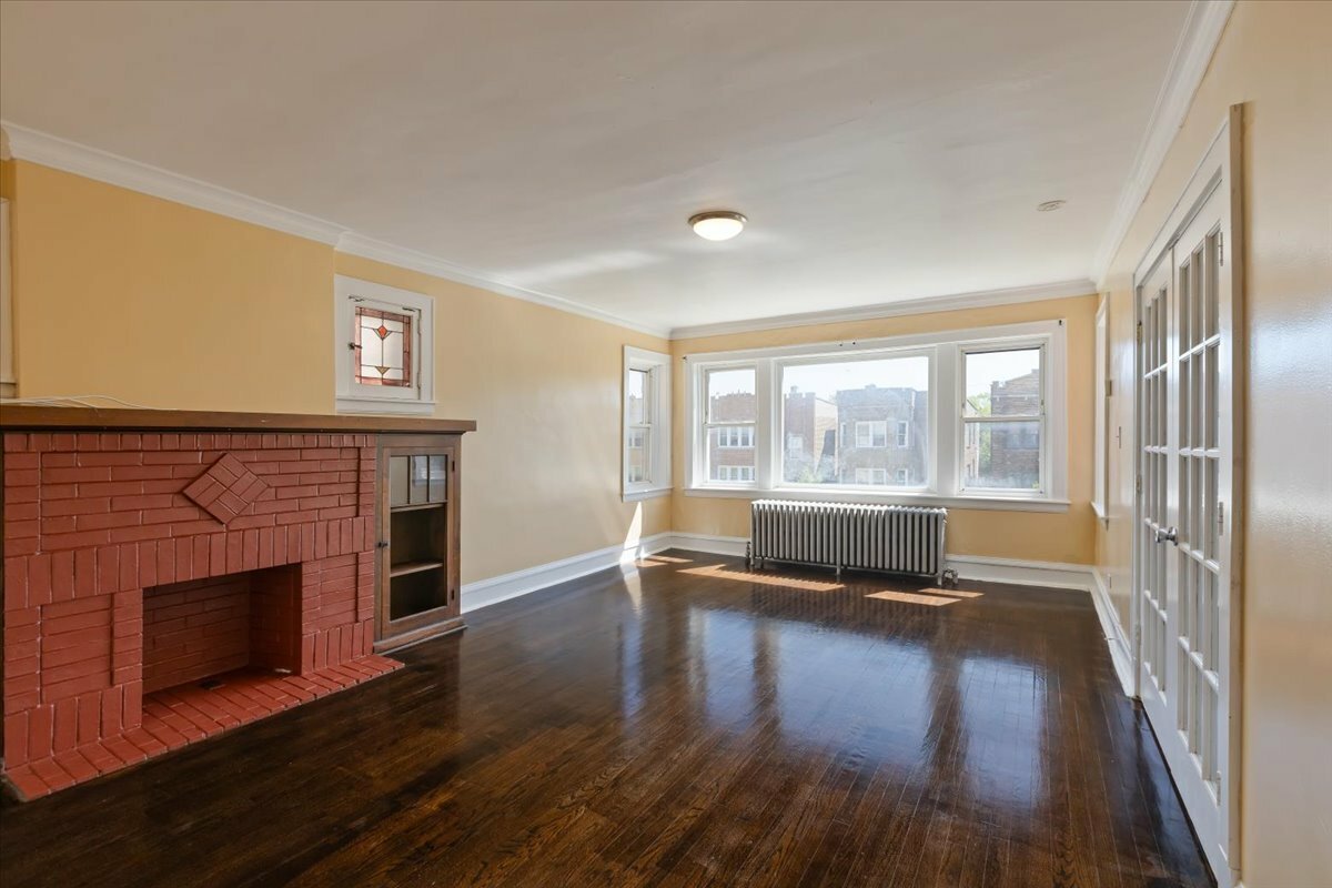 Property Photo:  6030 N Claremont Avenue  IL 60659 