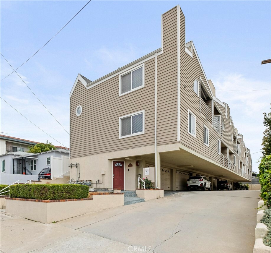 Property Photo: 1126 W 13th Street #1 CA 90731