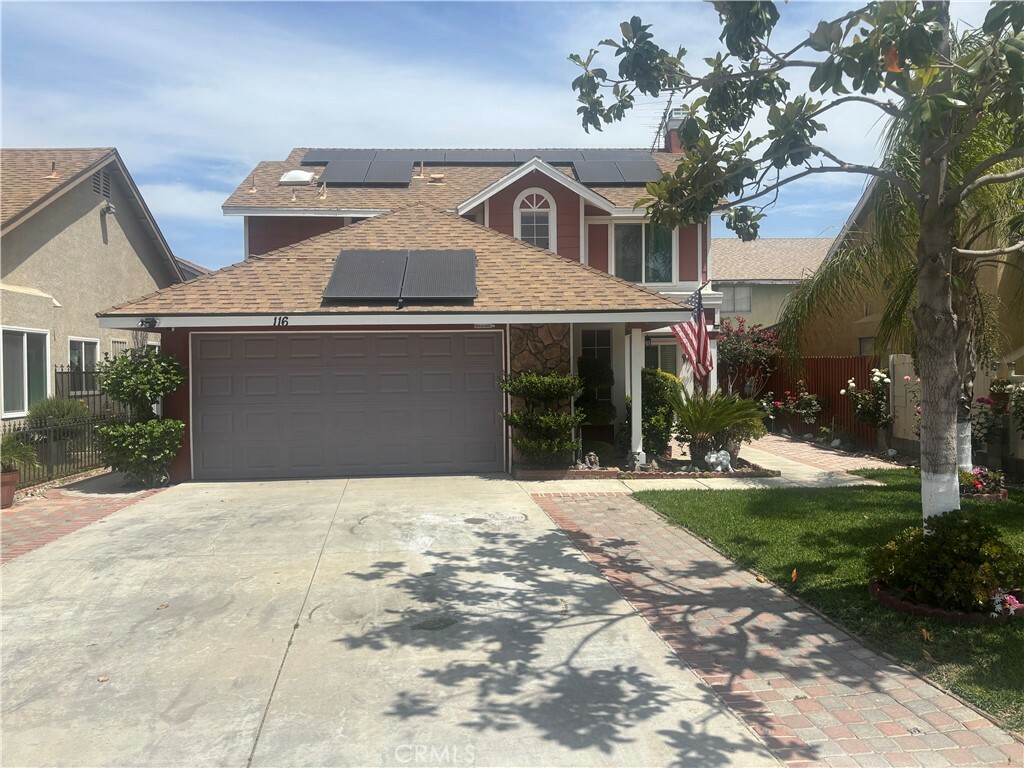 Property Photo: 116 Evergreen Place CA 92571
