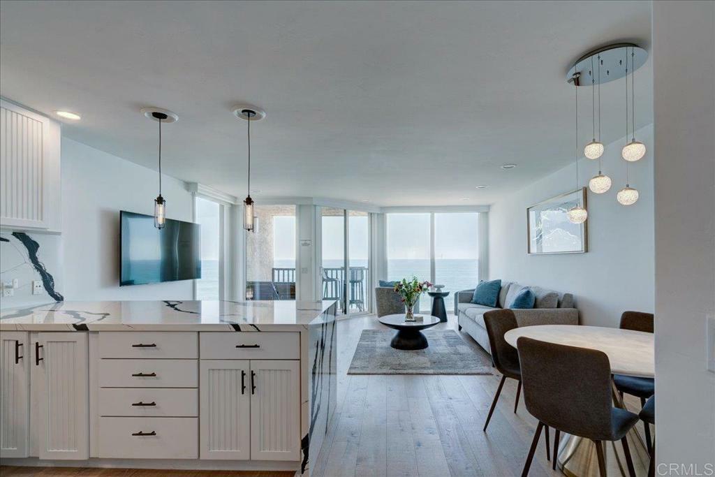 Property Photo:  190 Del Mar Shores Terrace 24  CA 92075 