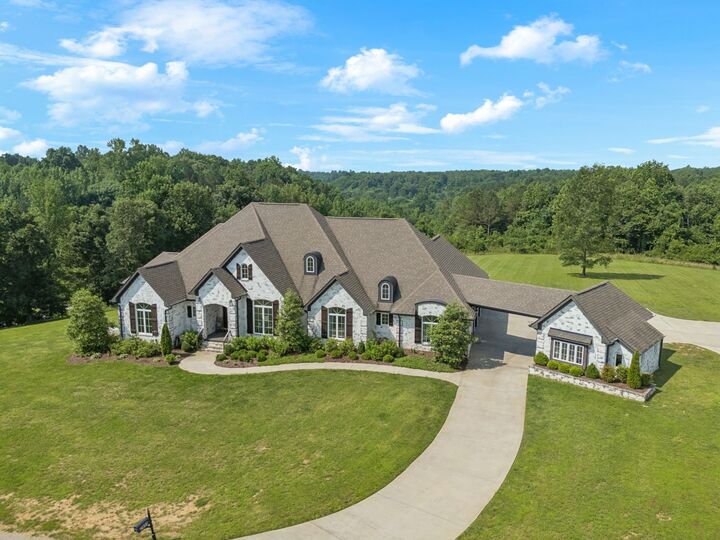 Property Photo: 2999 Lewisburg Hwy TN 38478