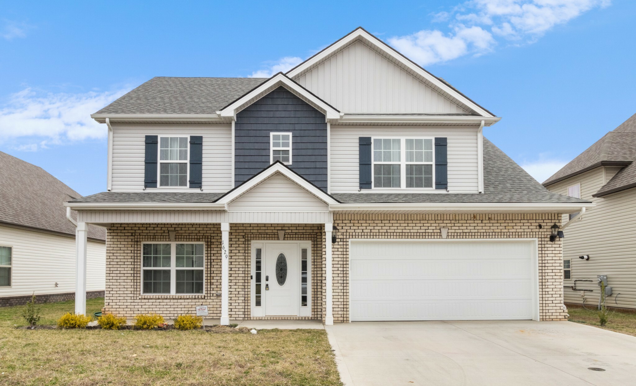 Property Photo: 1629 Kestrel Dr TN 37040