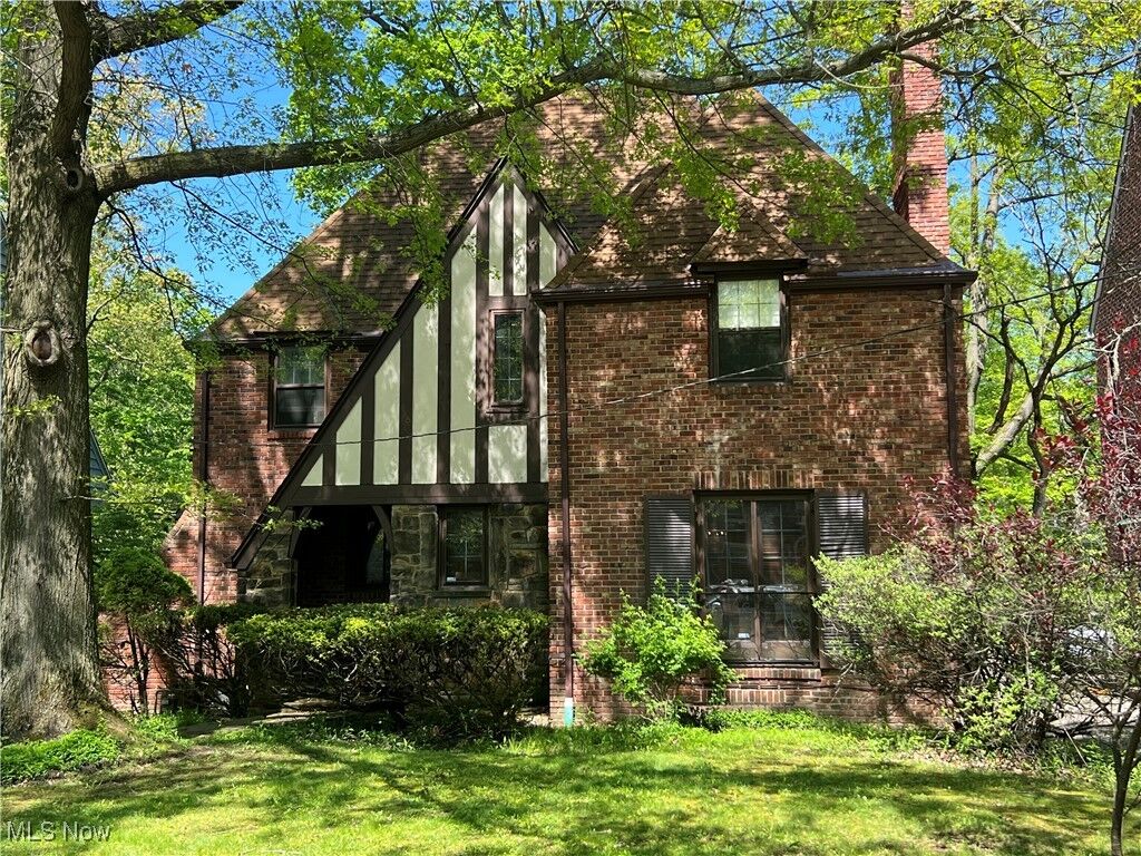 Property Photo: 16215 Oakhill Road OH 44112