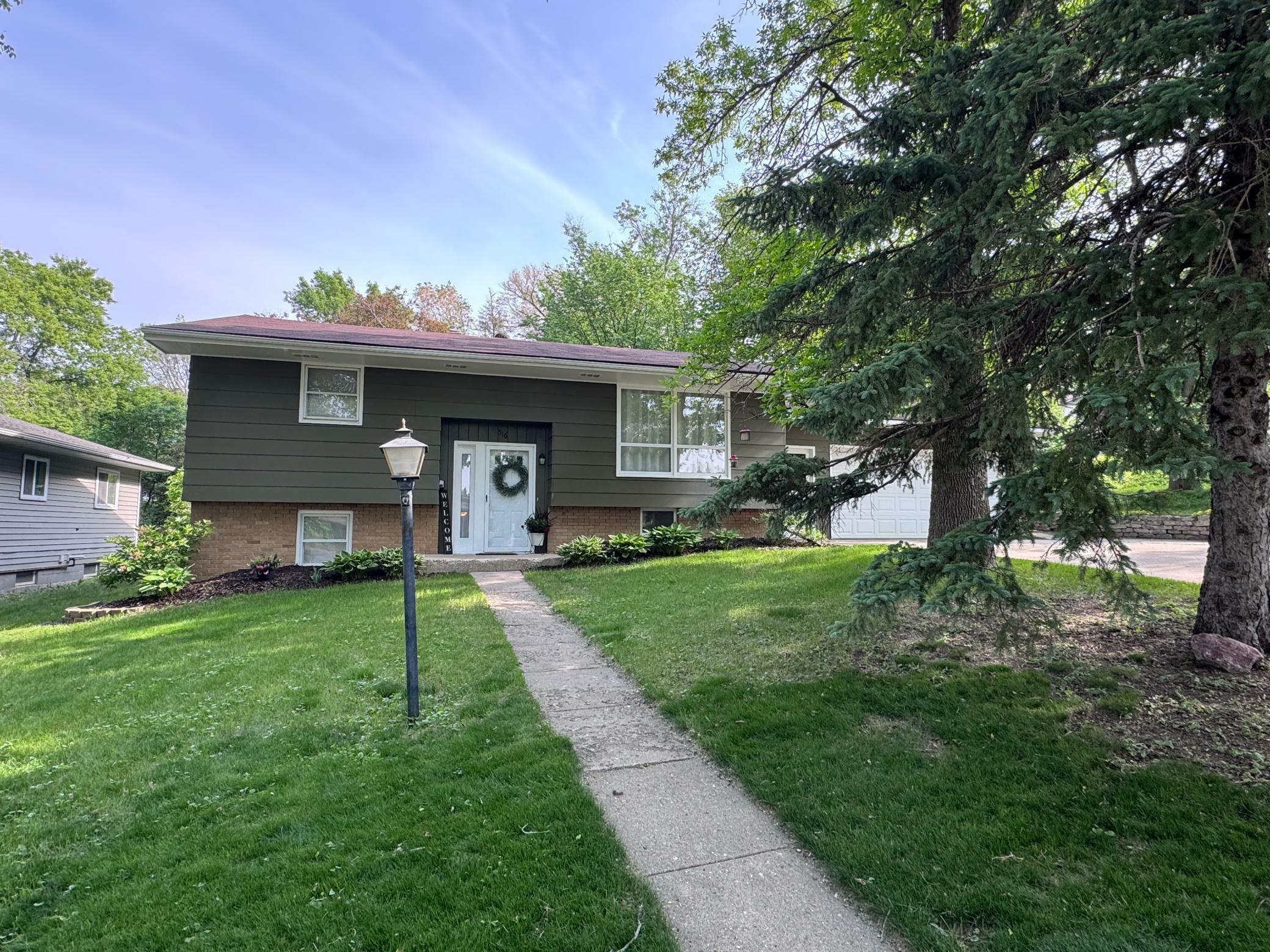 Property Photo: 516 W Cherry Avenue MN 56537