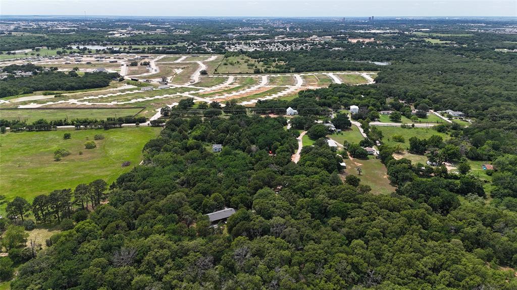 Property Photo: 651 S Trinity Road TX 76208