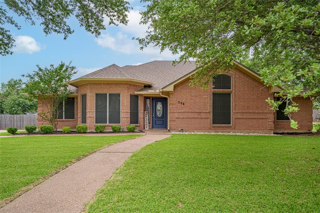 Property Photo: 508 Aztec Drive TX 76706