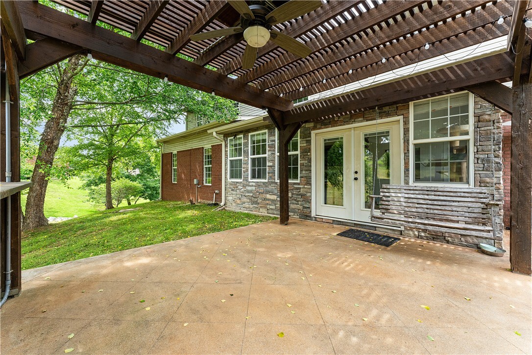 Property Photo: 704 Weston Circle AR 72718