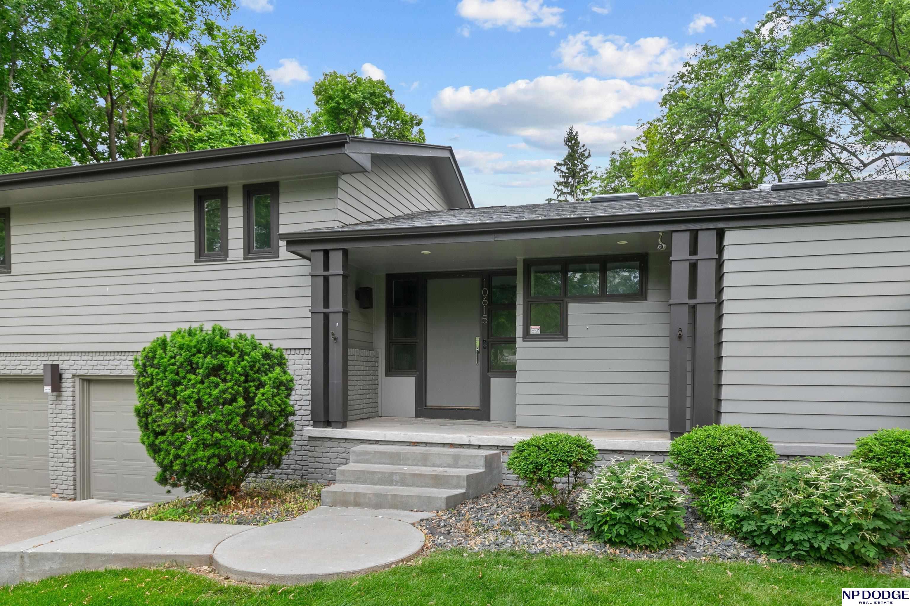 Property Photo: 10615 Martha Street NE 68124