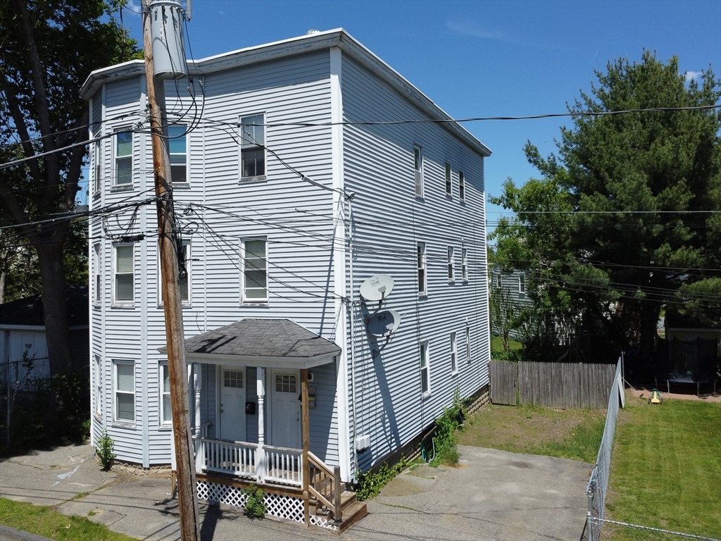 Property Photo: 9-11 Beach St MA 01832