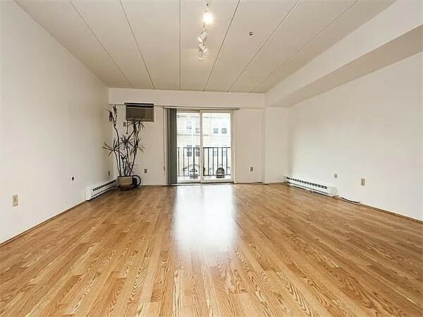 Property Photo: 125 Pleasant Street 309 MA 02446