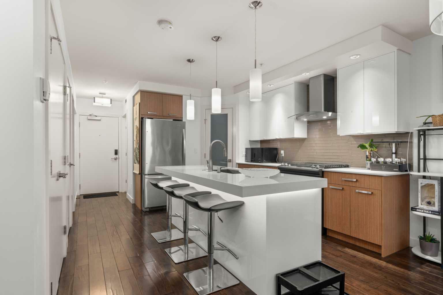 1029 15 Avenue SW 302  Calgary AB T2R 0S5 photo
