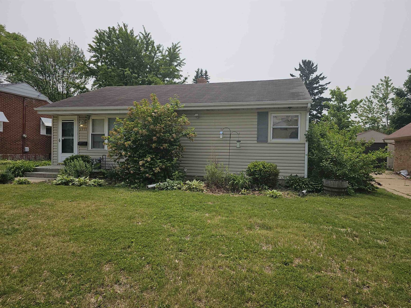 Property Photo:  2723 18th Avenue  IL 61108 