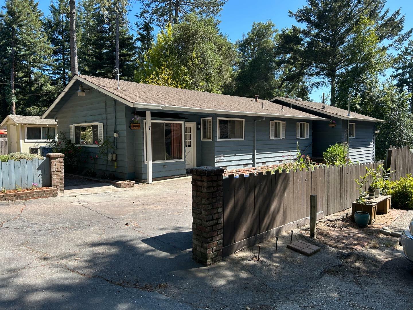 Property Photo: 7 Plaza CA 95041