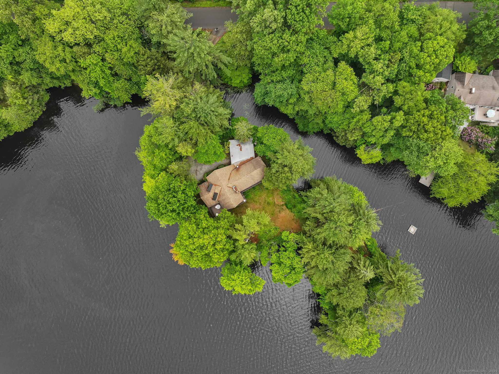 Property Photo: 181 Pinewood Trail CT 06611