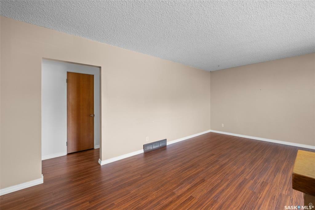 Photo de la propriété: 134 27th Street W SK S6V 4R8