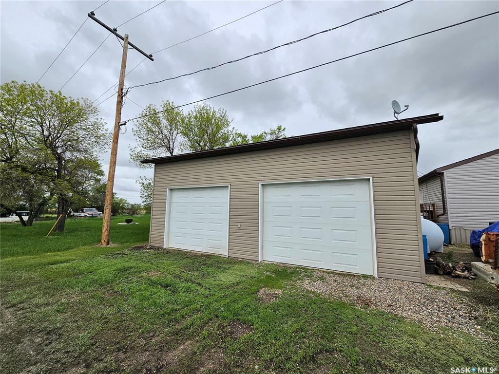 Property Photo: 345 Railway Avenue SK S0H 0K0